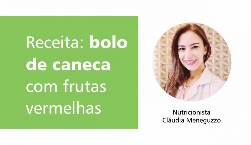 Receita: bolo de caneca com frutas vermelhas